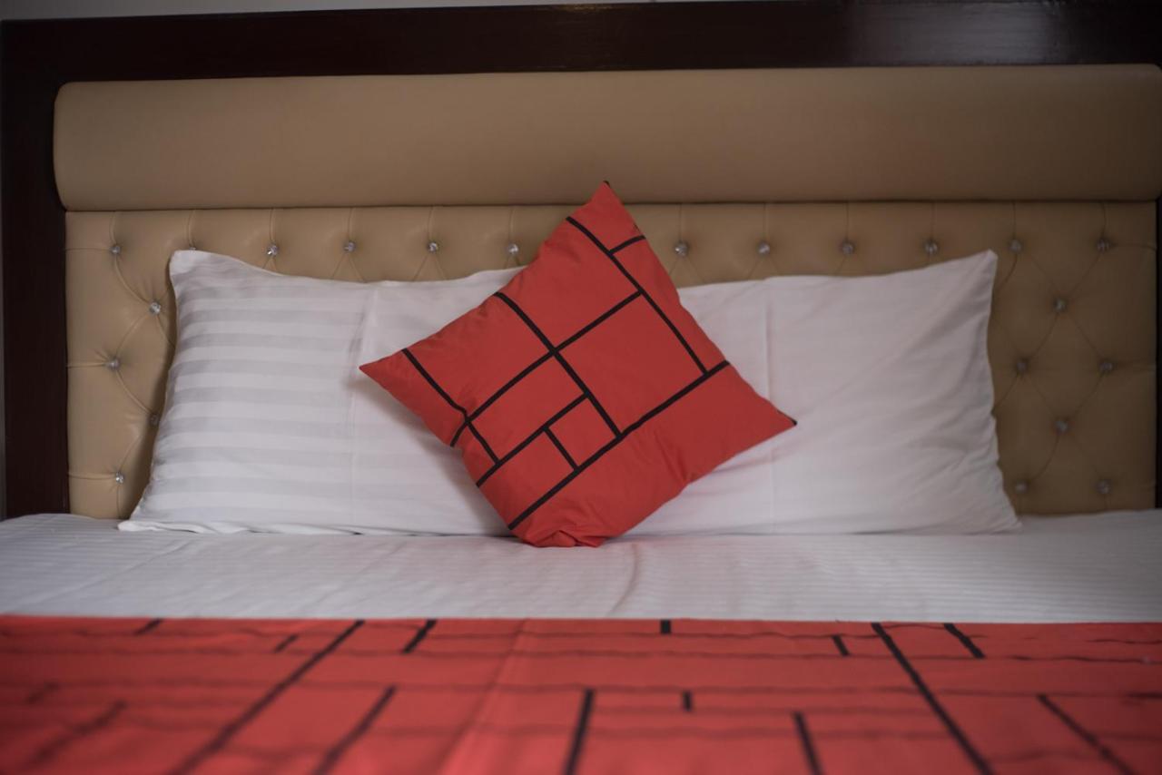 Goho Rooms Badar Karachi Ngoại thất bức ảnh