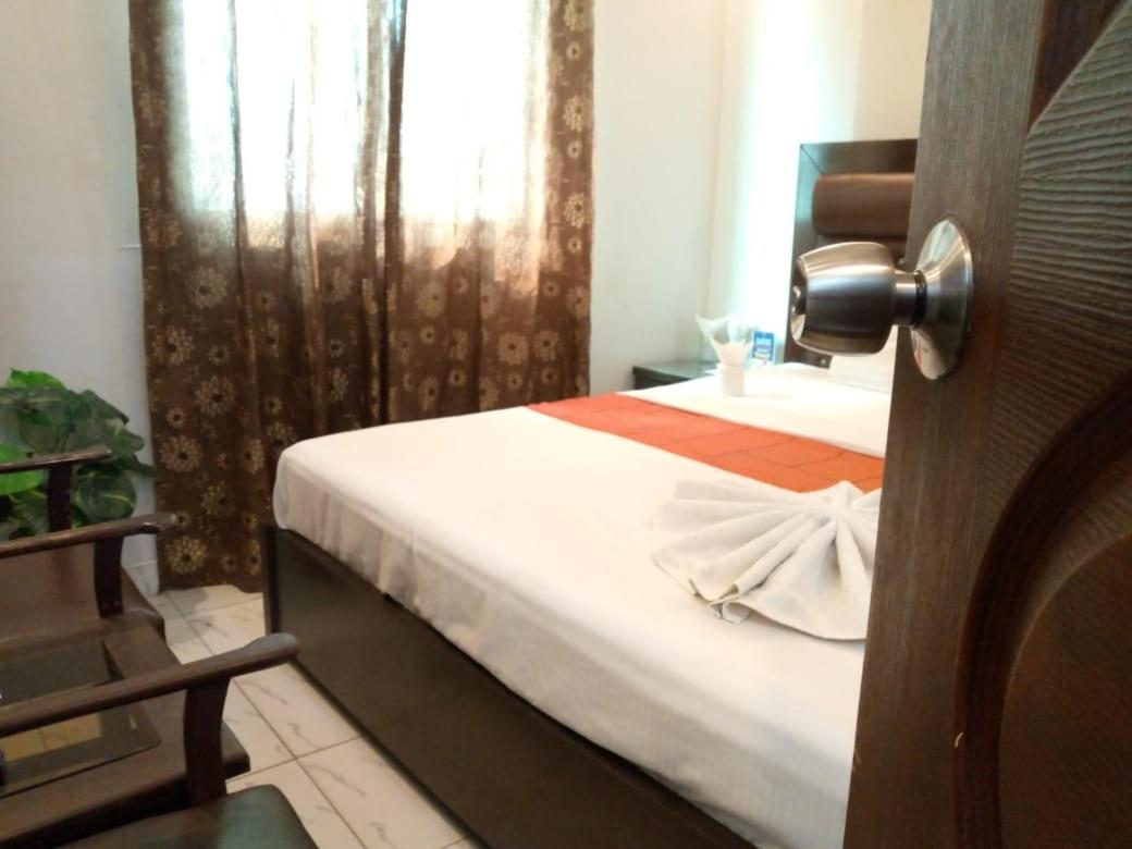 Goho Rooms Badar Karachi Ngoại thất bức ảnh