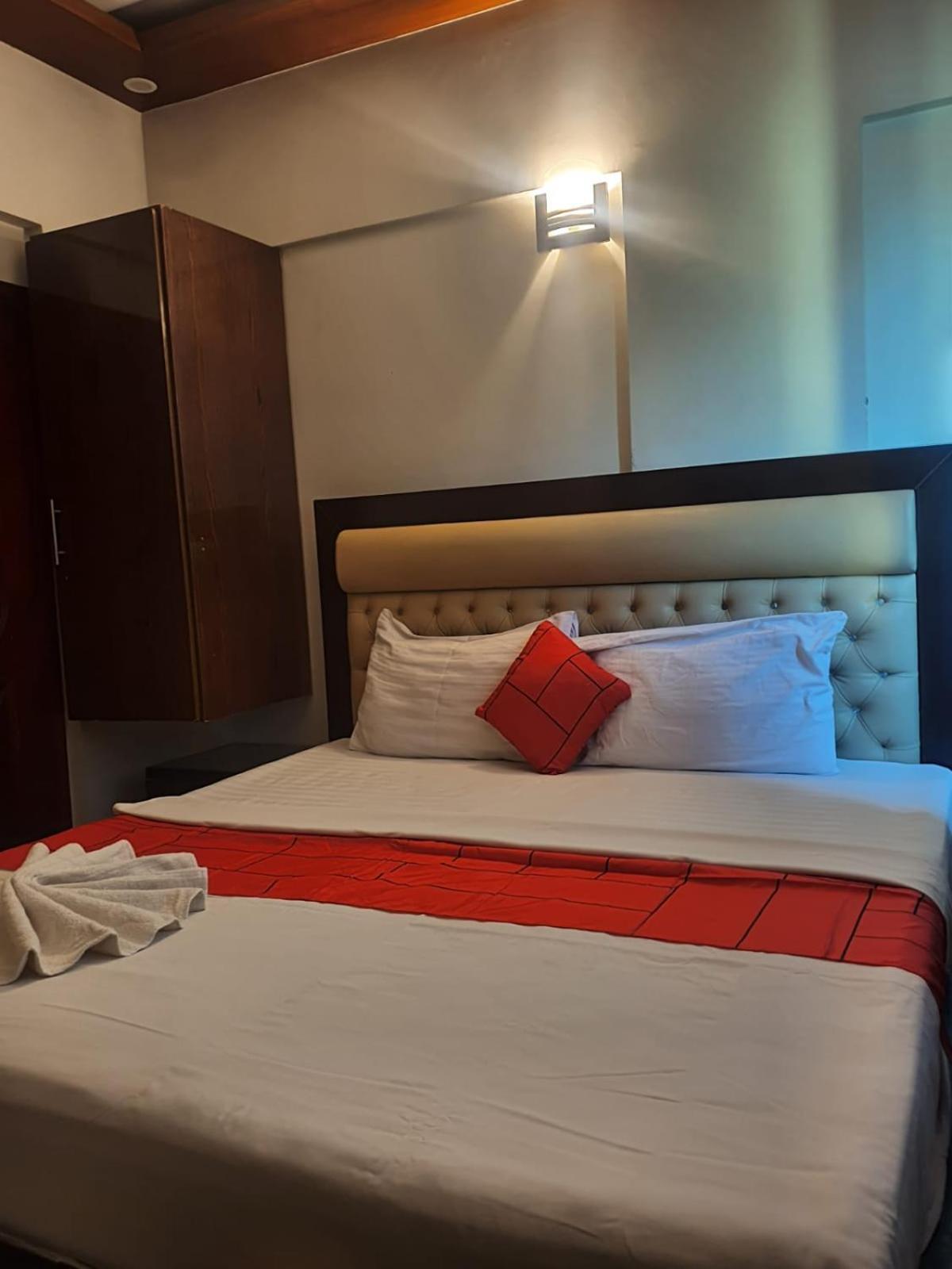 Goho Rooms Badar Karachi Ngoại thất bức ảnh
