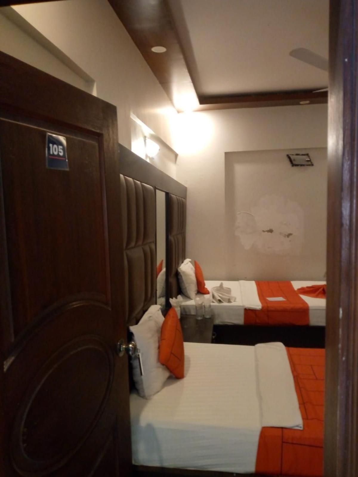 Goho Rooms Badar Karachi Ngoại thất bức ảnh