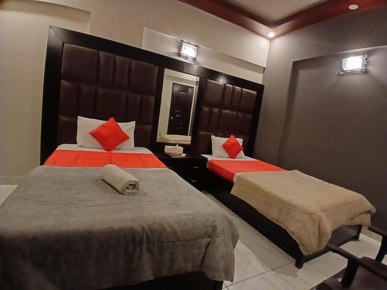 Goho Rooms Badar Karachi Ngoại thất bức ảnh