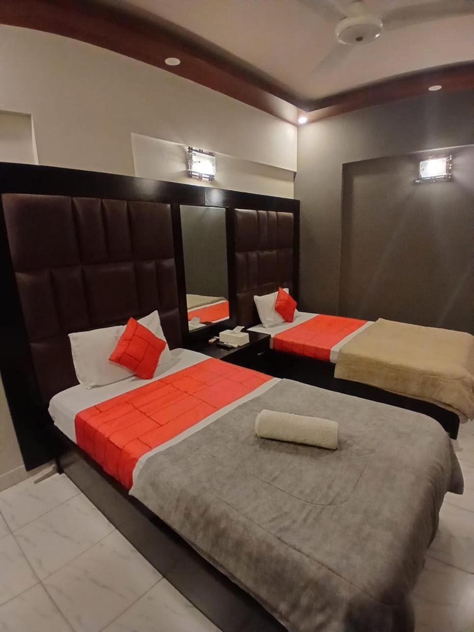 Goho Rooms Badar Karachi Ngoại thất bức ảnh